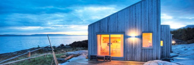 K21 Cottage, spruce-clad cottage in Norway, TYIN Tegnestue Architects, cottage in Norwegian marshlands