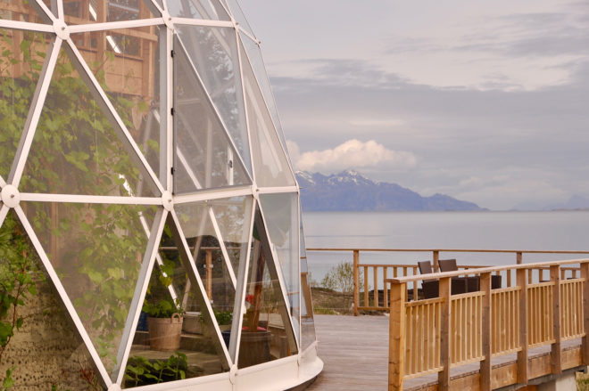 Nature House, Nature House by Benjamin and Ingrid Hjertefølger, Benjamin and Ingrid Hjertefølger, Hjertefølger, Hjertefølgers, Heartfollower, Heartfollowers, geodesic, geodesic dome, geodesic dome home, solar geodesic dome, cob, cob home, cob house, cob architecture, Norway, Arctic Circle, sustainable home, sustainable house, sustainable living