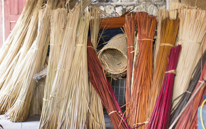 ecuadorian weaving, ecuadorian architecture, vernacular architecture, indigenous architecture, totora cube, Woven house in Ecuador, Archquid think-act tank, Totora's Cube, Ecuador, multi-use space, Totora plant, traditional weaving techniques, green architecture