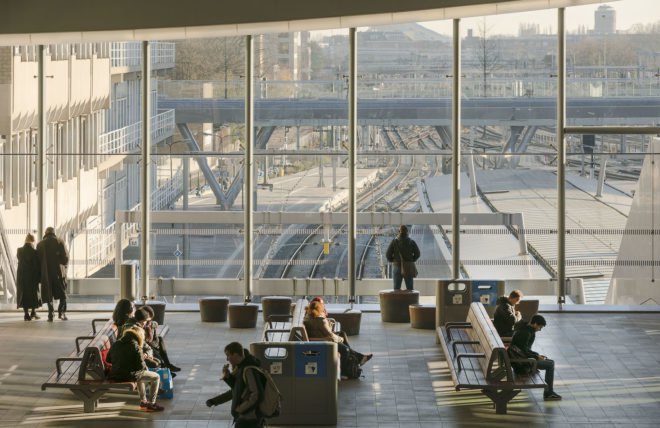 Benthem Crouwel Architects, green infrastructure, green transportation, LED lights, public transport, skylights, transit hub, transport hub, undulating roof, utrecht, Utrecht Central Station