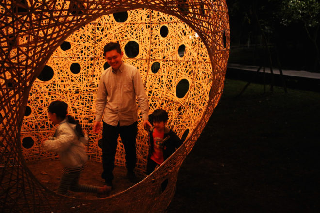 Beside by Cheng-Tsung Feng, Beside art installation in Hsinchu, bamboo art installation, bamboo art sculpture in taiwan, contemporary bamboo weaving, bamboo weaving sculpture, Cheng-Tsung Feng art, Cheng-Tsung Feng bamboo weaving, Beside in Teng Yu-Hsien Music Culture Park