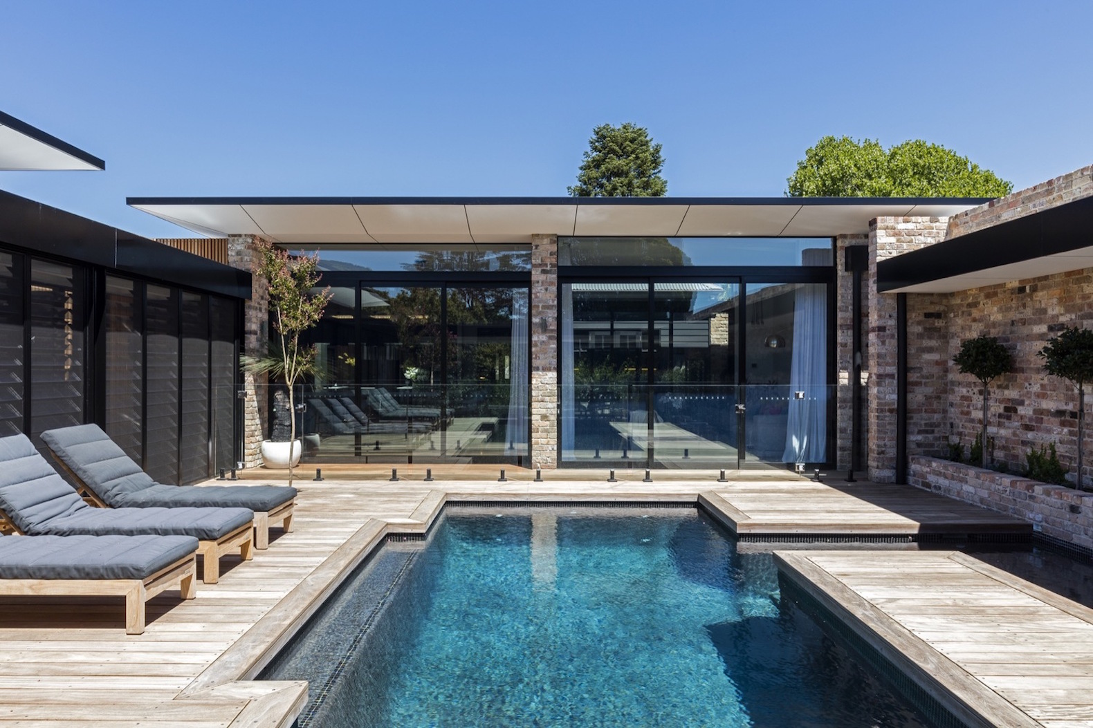ThermalHEART windows and doors, Bundaroo House by Tziallas Omeara Architecture Studio, Bundaroo House renovation, Bowral cottage renovation, solar-powered net zero home, geothermal heat recovery system for homes, eliminating thermal bridging