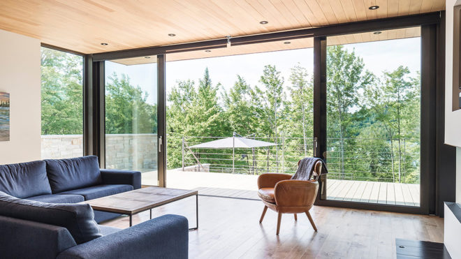 Estrade Residence, MU Architecture, green roof, Quebec, Canada, cedar, wooden cladding, locally sourced materials, green architecture, terrace