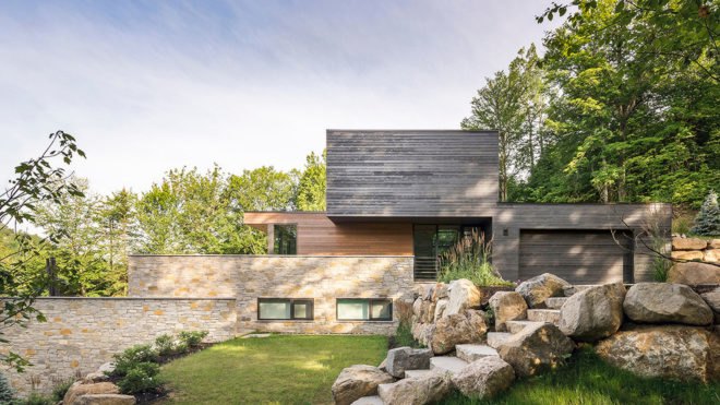 Estrade Residence, MU Architecture, green roof, Quebec, Canada, cedar, wooden cladding, locally sourced materials, green architecture, terrace