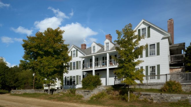 LineSync Architecture, Hampshire Country School, green renovation, New Hampshire, energy efficiency, green school, natural light, green architecture, wood pellets