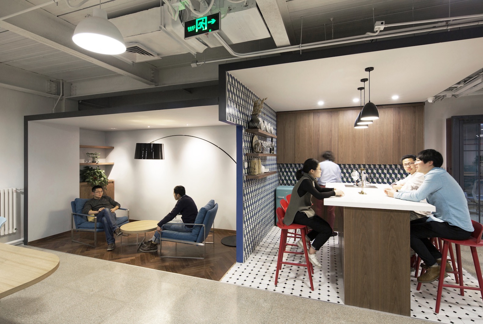 Sliced House by People’s Architecture Office, Xiaozhu office by People’s Architecture Office, Xiaozhu Sliced House, Xiaozhu Beijing office, People’s Industrial Design Office, People’s Industrial Design Office custom furniture, tricycle house,