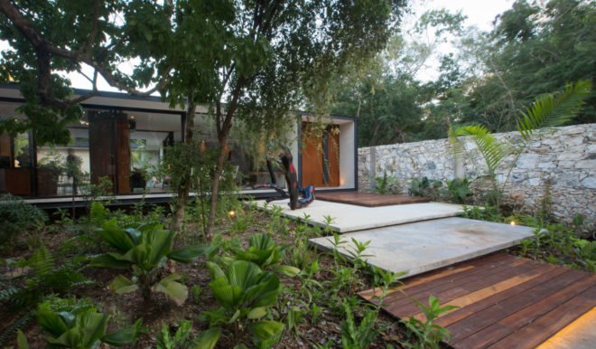 PM House, FGO Arquitectura, Yucatan, low-maintenance, Mexico, natural ventilation, green architecture, movable walls, swimming pool
