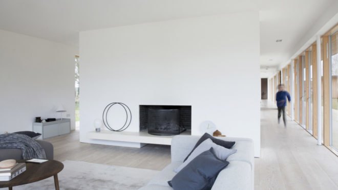 Reydon Grove Farm, Norm.Architects, Suffolk, UK, pavilion, green architecture, floor-to-ceiling windows, barn, natural light