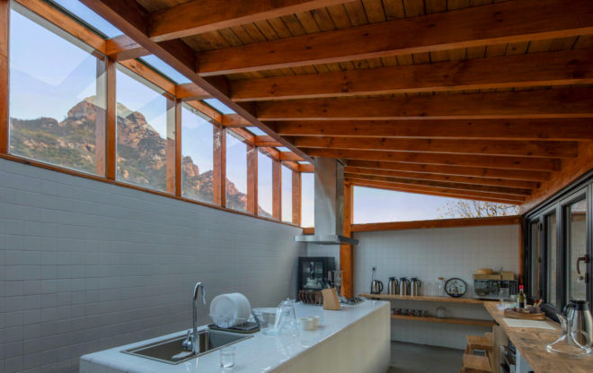 DL Atelier, Yi She Mountain Inn, wooden homes, green roof, chinese architecture, mountain retreats, mountain inns, off the grid escapes, locally-sourced materials, green materials, green building, chinese retreats, locally sourced bricks, green rooftop