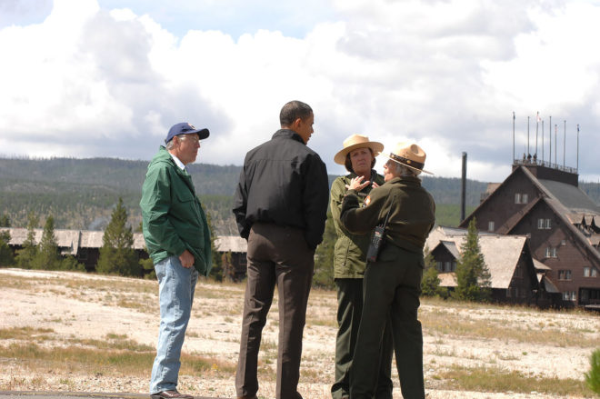 President Donald Trump, Donald Trump, Trump, executive order, executive orders, order, orders, climate, water, water pollution, environment, greenhouse gas emissions, coal, fossil fuel, fossil fuels, waterways, development, government, politics, policy, President Barack Obama, Barack Obama, Obama