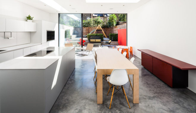 Chiswick House, AU Architects, green renovation, London, sliding doors, green architecture, open plan layout, polished concrete, natural building materials, garden terrace, rear garden