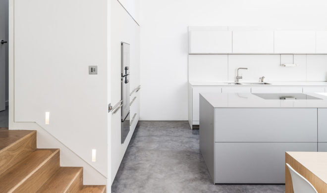 Chiswick House, AU Architects, green renovation, London, sliding doors, green architecture, open plan layout, polished concrete, natural building materials, garden terrace, rear garden