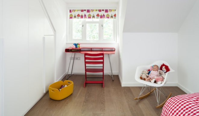 Chiswick House, AU Architects, green renovation, London, sliding doors, green architecture, open plan layout, polished concrete, natural building materials, garden terrace, rear garden