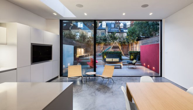 Chiswick House, AU Architects, green renovation, London, sliding doors, green architecture, open plan layout, polished concrete, natural building materials, garden terrace, rear garden