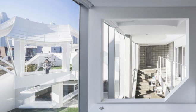 Flying House, IROJE KHM Architects, courtyard, South Korea, green roof, green architecture, concrete, affordable architecture, canopy