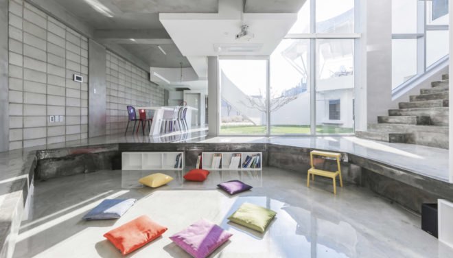 Flying House, IROJE KHM Architects, courtyard, South Korea, green roof, green architecture, concrete, affordable architecture, canopy