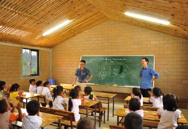 1+1>2 architects, Jungle Flower by 1+1>2, Lung Luong elementary school, Jungle Flower school, Jungle Flower school in Lung Luong, school design by 1+1>2, north Vietnam projects by 1+1>2, rammed earth school, bamboo school, Thai Nguyen Province school