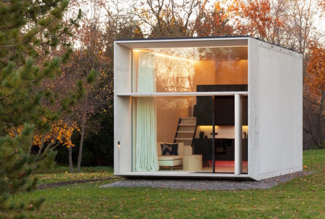 off grid rent free housing, off grid housing, buy off grid house, off grid tiny homes, life off the grid in a tiny house, tiny mobile home, zero energy tiny home, Wohnwagon, Ark Shelter off grid, Koda off grid, EcoCapsule home, Moon Dragon tiny home, POD-Idladla house, Walden Studio house, sustainable off grid house,