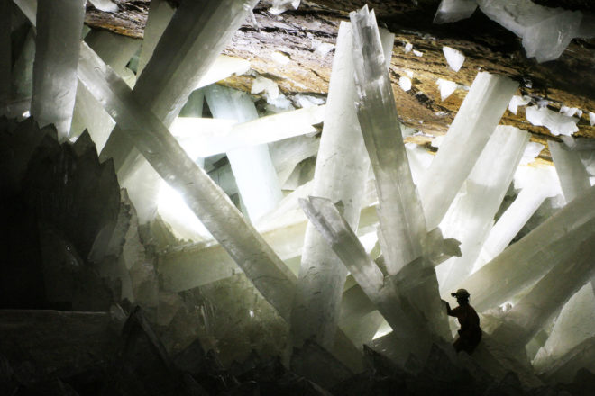 NASA, NASA Astrobiology Institute, Penelope Boston, Mexico, Naica, Naica caves, Naica crystal caves, Naica crystal cave, Naica cave system, cave, caves, cave system, crystal cave, crystal caves, crystal, crystals, microbe, microbes, life, Earth, environment, extreme environment