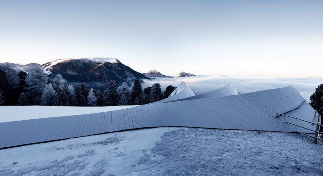 Oberholz, Oberholz Mountain Hut, Oberholz Mountain Hut by Peter Pichler and Pavol Mikolajcak, Peter Pichler, Peter Pichler Architecture, Pavol Mikolajcak, Obereggen, Obereggen ski resort, Italy, Dolomites, mountain, mountains, mountain hut, mountain huts, hut, huts, restaurant, restaurants, bar, bars, cantilevered, tree, fallen tree, nature, wood, spruce, larch, oak, architecture, design