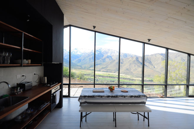 RF C9 by Gonzalo Iturriaga, alpine architecture by Gonzalo Iturriaga, alpine architecture in Chile, contemporary alpine architecture, blackened pine cabin, modern alpine cabin, mountaineer refuge in San Esteban, RF C9 in Chile, RF C9