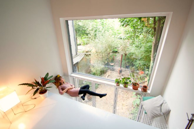 SkinnyScar house, Gwendolyn Huisman, Marijn Boterman, narrow home design, tiny home, skinny home, brick homes, tiny home design, skinny homes, Skinny house, skinny home design, narrow homes, solar power, rooftop garden,