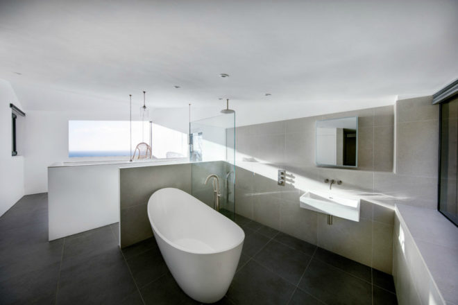 AR Design Studio, The Crow’s Nest, cliff homes, uk seaside homes, home design, larch exterior, wood homes, home renovation, resilient design, wooden cabin, cabin designs, wooden cabins, cliff home design, landscape design, interior design, landslide homes, green design, home design,