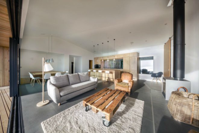 AR Design Studio, The Crow’s Nest, cliff homes, uk seaside homes, home design, larch exterior, wood homes, home renovation, resilient design, wooden cabin, cabin designs, wooden cabins, cliff home design, landscape design, interior design, landslide homes, green design, home design,