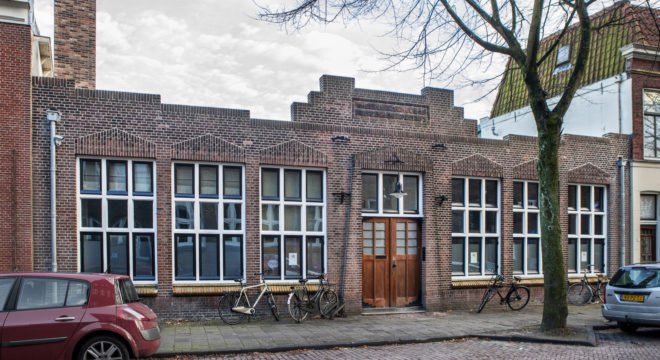 Atelier Space, adaptive reuse, converted nursery, the Netherlands, solar power, solar panels, green residence, skylights, radiant flooring, insulation, heat pump, high ceilings, green interior