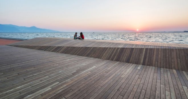 Bostanlı Footbridge and Bostanlı Sunset Lounge, wooden structure, Izmir bridge, bridge that is also a lounge, izmir lounge bridge, footbridge, Turkey, Studio Evren Başbuğ: steb, pedestrian bridge, green architecture, urban regeneration, themowood, Izmir Sea