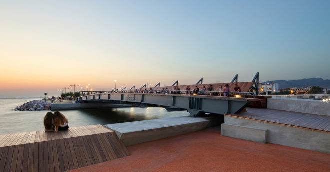 Bostanlı Footbridge and Bostanlı Sunset Lounge, wooden structure, footbridge, Turkey, Studio Evren Başbuğ: steb, steel frame, pedestrian bridge, green architecture, urban regeneration, themowood, IzmirSea