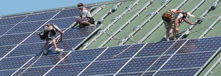 Clean energy, clean energy jobs, energy, renewable energy, renewable energy jobs, fossil fuel, fossil fuel jobs, economy, Sierra Club, Department of Energy, solar, solar power, solar energy, solar panels