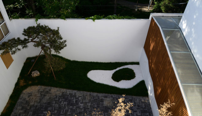Elongated Industrial Box, Ding Hui Yuan Zen & Tea Chamber, He Wei Studio / 3andwich Design, green renovation, factory renovation, Beijing, Chinese garden, inner courtyard, meditation room, green architecture, office space, ramps and walkways