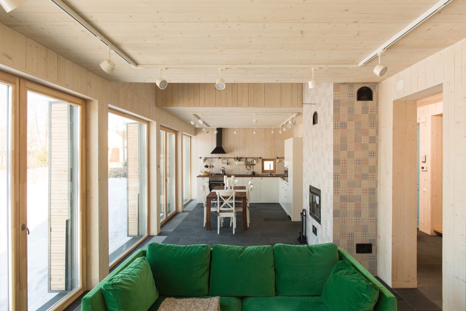 House in Pribylovo by Chvoya, pine contemporary home, modern home design in Russia, pine clad house, House in Pribylovo, Chvoya house architecture