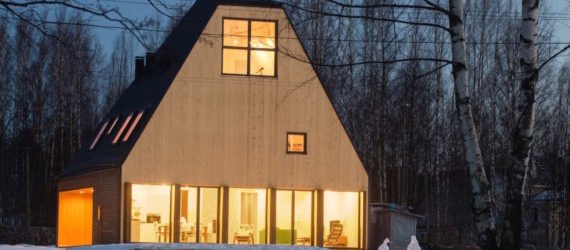 House in Pribylovo by Chvoya, pine contemporary home, modern home design in Russia, pine clad house, House in Pribylovo, Chvoya house architecture