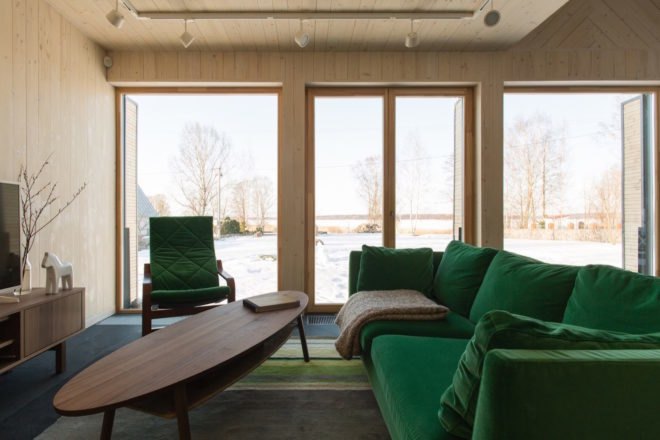 House in Pribylovo by Chvoya, pine contemporary home, modern home design in Russia, pine clad house, House in Pribylovo, Chvoya house architecture