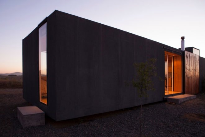 Leyda House, Ignacio Rojas Hirigoyen, Alfredo Gonzalez Briceño, architecture, design, homes in chile, timber homes, timber-clad structures, wooden homes, wood floors, wood ceilings, minimalist design, chilean architecture, chilean homes, leyda valley,