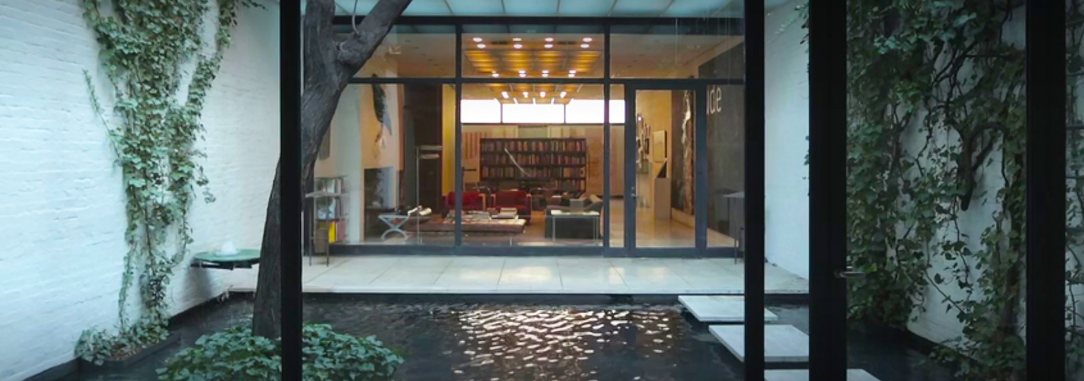Philip Johnson, Rockefeller Guest House, Rockefeller Guest House by Philip Johnson, 1950 Rockefeller Guest House, Blanchette Ferry Hooker Rockefeller, John D. Rockefeller III, Manhattan, New York City, modern, modern architecture, art, architecture, design