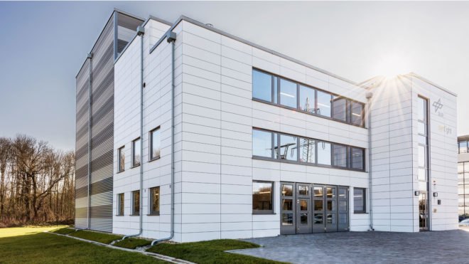 Synlight, German Aerospace Center, DLR, DLR Institute for Solar Research, Institute for Solar Research, Germany, science, sun, sunlight, artificial sun, artificial sunlight, solar, alternative energy, alternative fuel, hydrogen, research