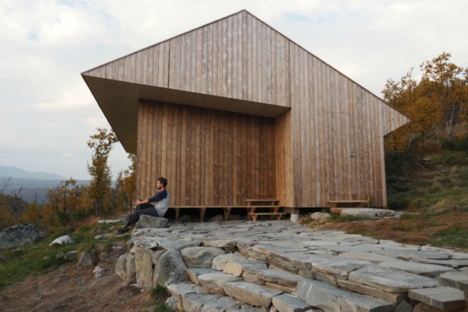Jon Danielsen Aarhus, Ustaoset cabin, norwegian cabin, Hardangervidda cabin, cabin design, green cabin, green building, sustainable cabins, eco cabins, cabin living, mountain cabins in norway, pine cabin design, gapahuk shelters, mountain shelters, off grid shelters, wooden cabins, shelter design, minimalist cabins, pine cabins, repurposed materials, green desing, resilient design, sustainable design, wooden shelters