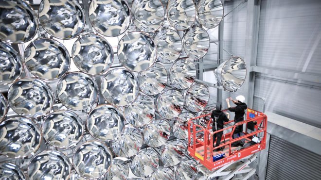 German Aerospace Center, Institute for Solar Research, DLR Institute for Solar Research, Synlight, German scientists Synlight, Synlight artificial sun, world's largest artificial sun, largest artificial sun in the world, Germany artificial sun