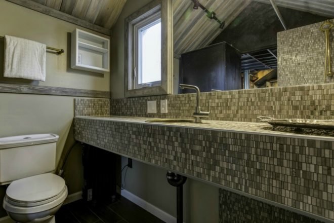 Earth and Sky palace, earth and sky tiny home, sophisticated tiny homes, luxury tiny homes, compact spaces, space-saving furniture, tiny homes for sale, unique tiny spaces, unique tiny homes, interior design tiny homes, flexible furniture, home design, tiny home design