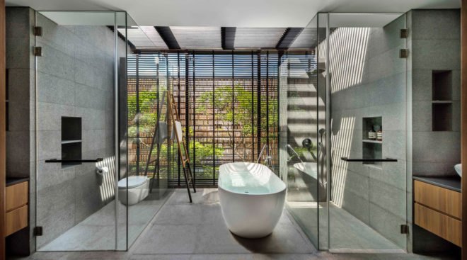 House 24, Park + Associates Pte Ltd, courtyard, Singapore, timber screens, natural light, timber craftsmanship, screens, green architecture, swimming pool, tropical climate, glass facade