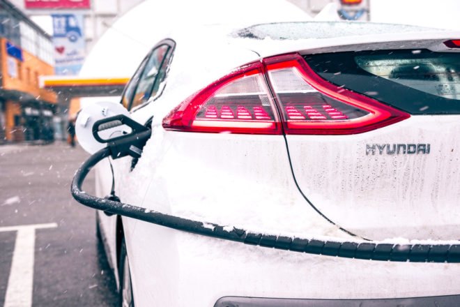 Hyundai, Hyundai Ioniq, Ioniq, electric car, electric cars, electric vehicle, electric vehicles, The Korea Herald, South Korea, battery, batteries, solid-state battery, solid-state batteries, battery technology, technology, car, cars, automotive, lithium-ion, lithium-ion battery, lithium-ion batteries