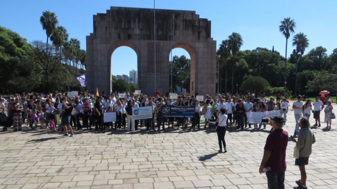 March for Science in Washington DC, March for Science turnout, March for Science anti-Trump, March for Science satellite marches, March for Science and Climate March