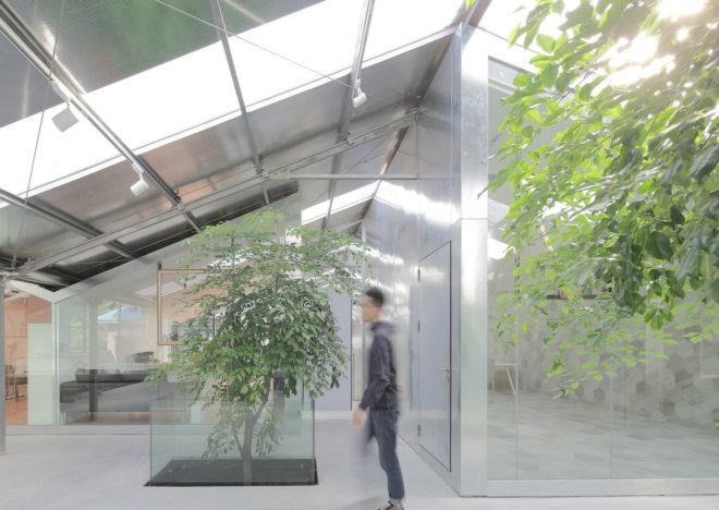 O-office Architects, work studios, plant house, green work-studio, green offices, garden office space, green work space, plants for office space, locally-sourced materials, timber and glass buildings, Guangzhou plant house, Chinese architecture, plant infused buildings, garden space, urban gardens, greenhouse, reformed greenhouse
