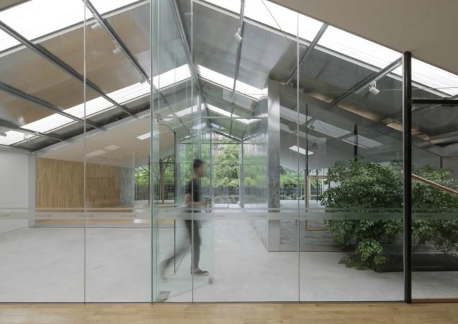 O-office Architects, work studios, plant house, green work-studio, green offices, garden office space, green work space, plants for office space, locally-sourced materials, timber and glass buildings, Guangzhou plant house, Chinese architecture, plant infused buildings, garden space, urban gardens, greenhouse, reformed greenhouse