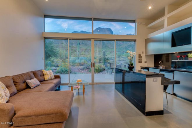 house near Tonto National Park, tiny desert home, tiny cube shaped homes, modern cube homes, contemporary cube homes, compact cube house, Arizona tiny house