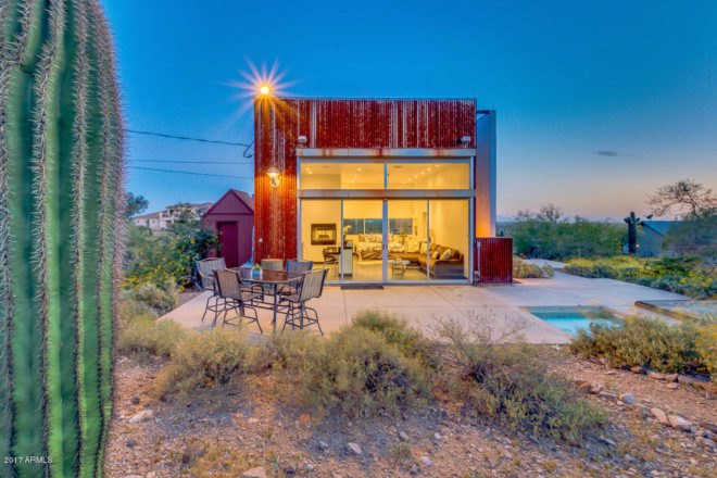 house near Tonto National Park, tiny desert home, tiny cube shaped homes, modern cube homes, contemporary cube homes, compact cube house, Arizona tiny house