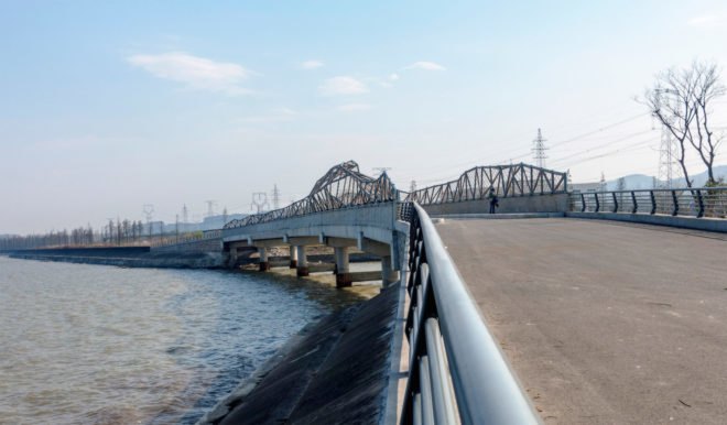 Wuxi Harbor Bridge by Mimesis Architecture Studio, bamboo bridge, bamboo bridge in Dingshu Town, carbonized bamboo, carbonized bamboo bridge, bamboo formwork